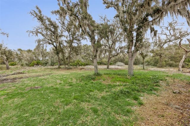 22932 CAROLYN LANE, Astatula, FL 34705