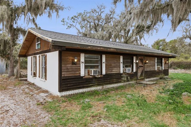 22932 CAROLYN LANE, Astatula, FL 34705