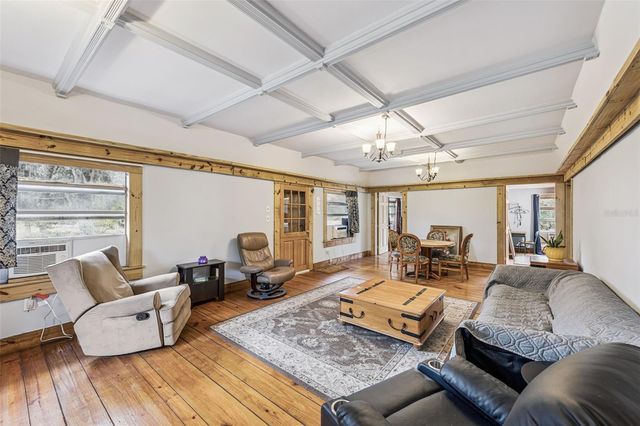 22932 CAROLYN LANE, Astatula, FL 34705