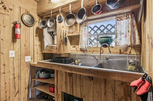 22932 CAROLYN LANE, Astatula, FL 34705