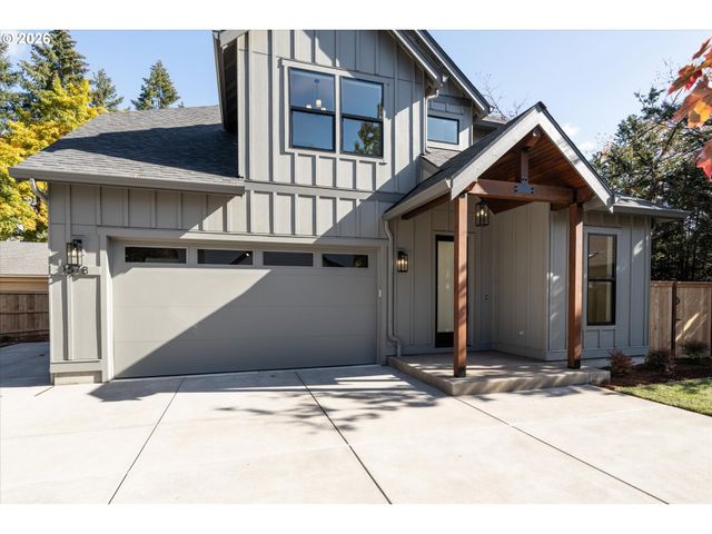 1578 CAL YOUNG Rd, Eugene, OR 97401