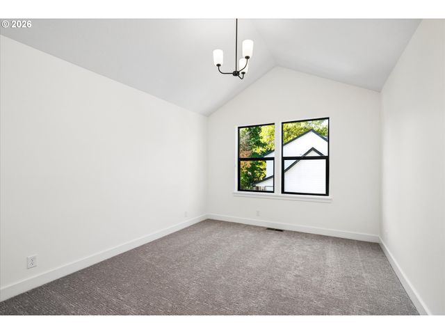 1578 CAL YOUNG Rd, Eugene, OR 97401