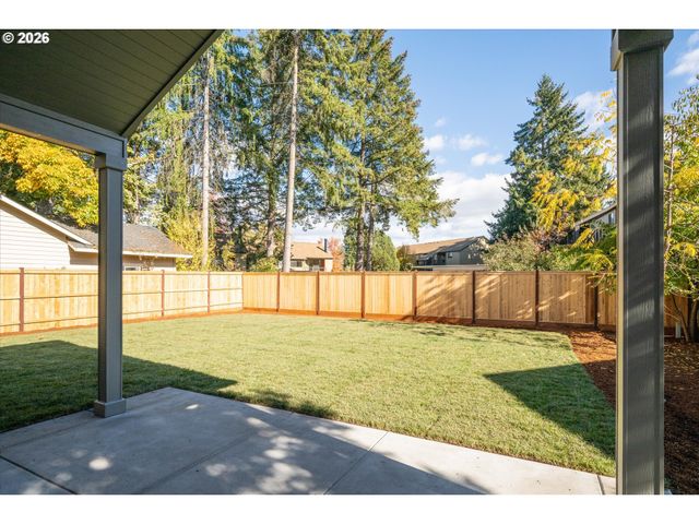 1578 CAL YOUNG Rd, Eugene, OR 97401