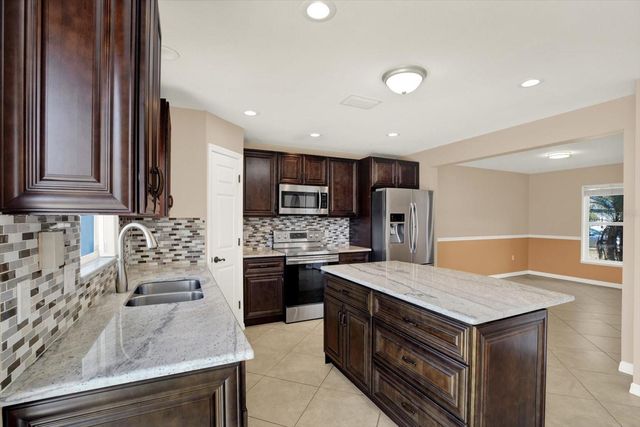 6213 VENEZIA PLACE, Riverview, FL 33578