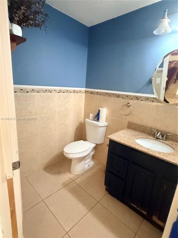 9721 SW 213th Ter, Cutler Bay, FL 33189