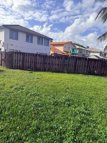 9721 SW 213th Ter, Cutler Bay, FL 33189