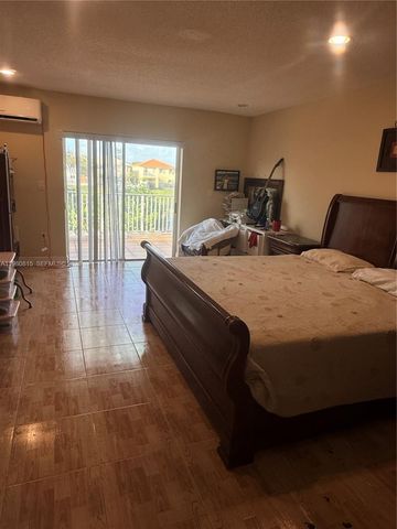 9721 SW 213th Ter, Cutler Bay, FL 33189