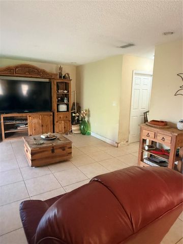 9721 SW 213th Ter, Cutler Bay, FL 33189