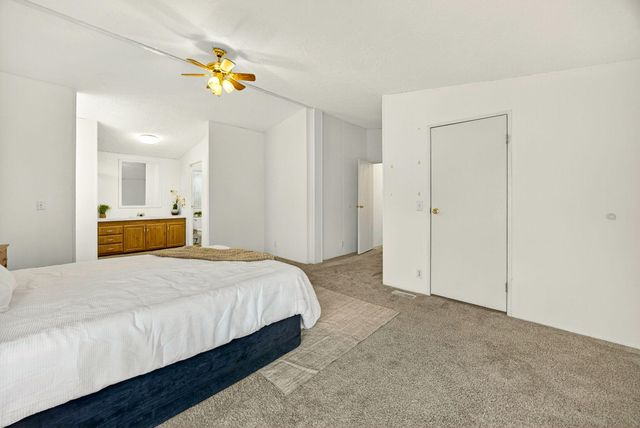 3431 S Pacific Highway SPC 64, Medford, OR 97501