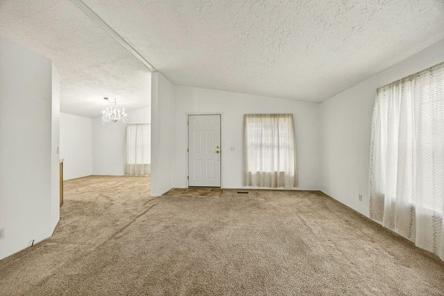 3431 S Pacific Highway SPC 64, Medford, OR 97501