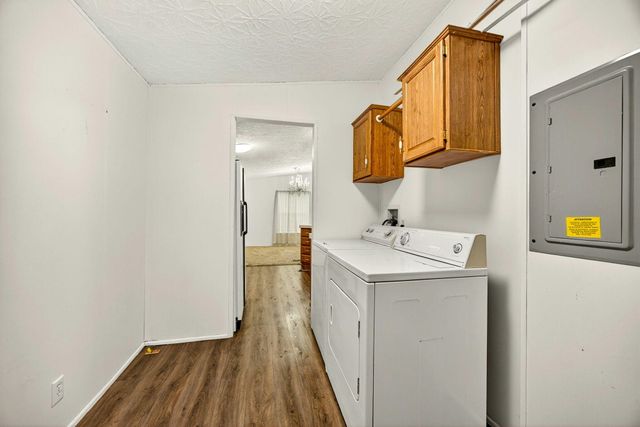 3431 S Pacific Highway SPC 64, Medford, OR 97501