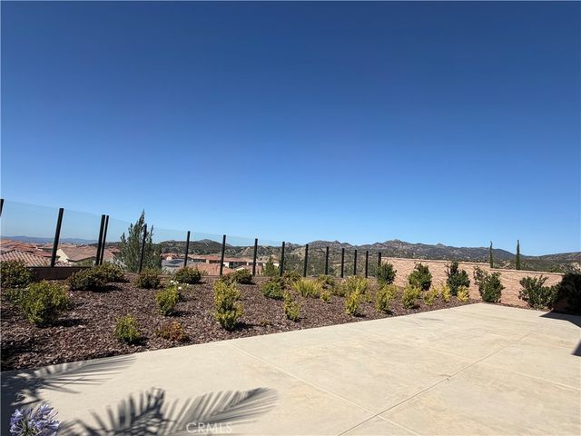 20756 W Bluebird Ct, Porter Ranch, CA 91326