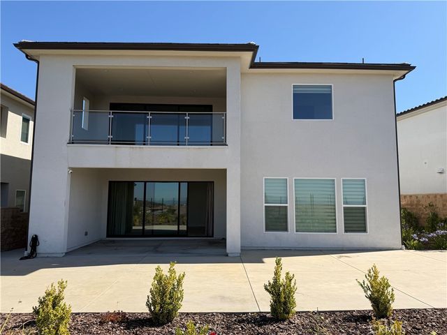 20756 W Bluebird Ct, Porter Ranch, CA 91326
