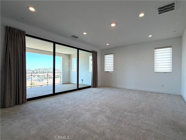 20756 W Bluebird Ct, Porter Ranch, CA 91326