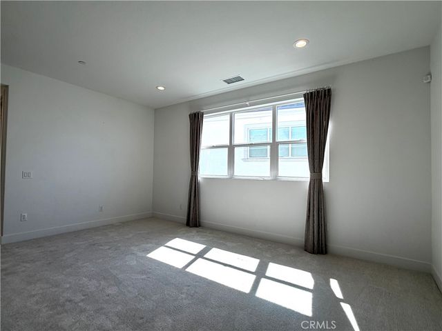 20756 W Bluebird Ct, Porter Ranch, CA 91326