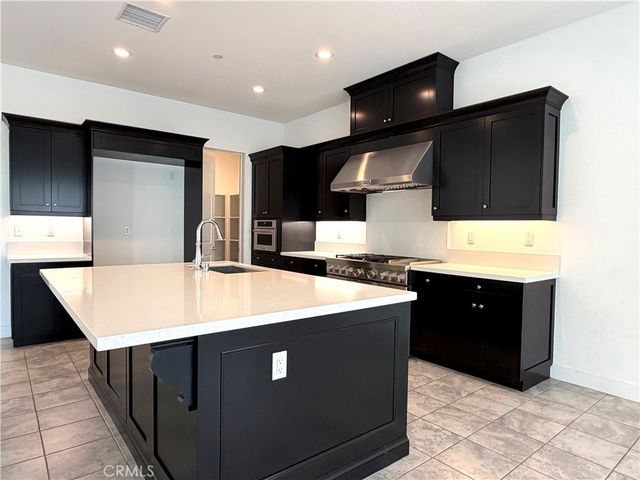20756 W Bluebird Ct, Porter Ranch, CA 91326