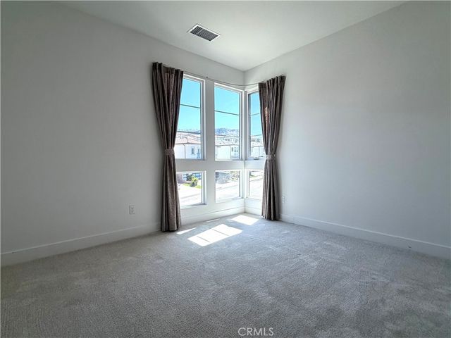 20756 W Bluebird Ct, Porter Ranch, CA 91326