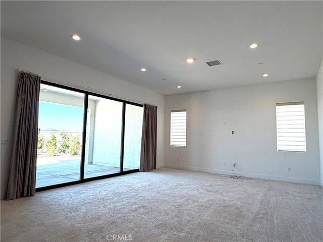 20756 W Bluebird Ct, Porter Ranch, CA 91326