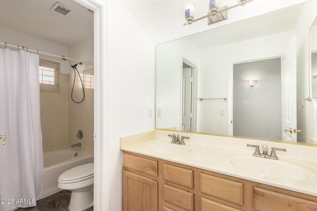 7834 W KERRY Lane, Glendale, AZ 85308