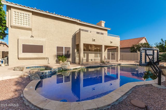 7834 W KERRY Lane, Glendale, AZ 85308