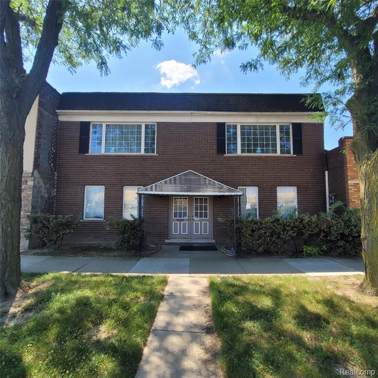 17188 E Warren Avenue, Detroit, MI 48224