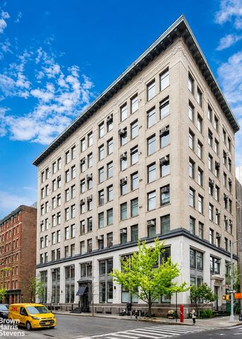 181 Hudson St Apt 1A, New York City, NY 10013