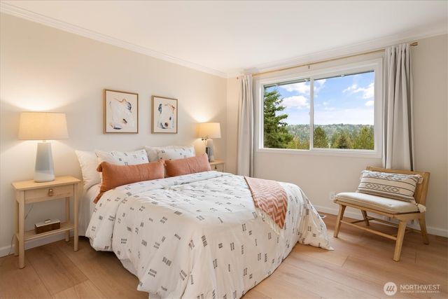 17603 NE 30th Place, Redmond, WA 98052