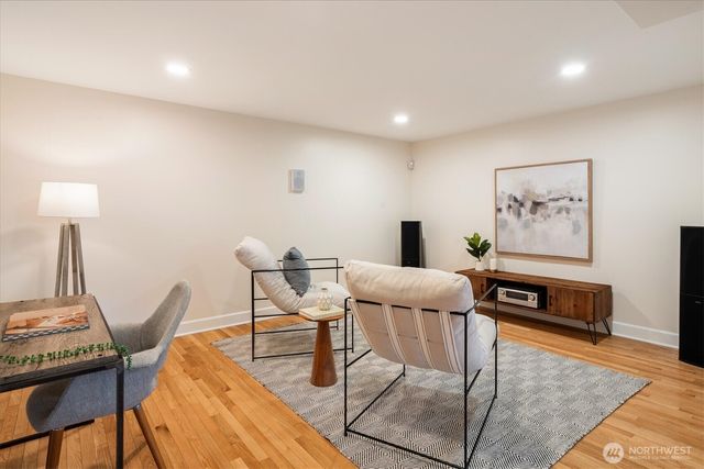 17603 NE 30th Place, Redmond, WA 98052