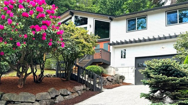 17603 NE 30th Place, Redmond, WA 98052