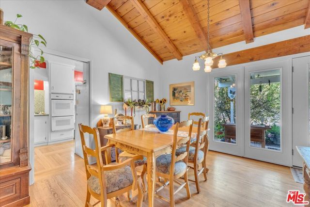 5320 Wortser Avenue, Sherman Oaks, CA 91401