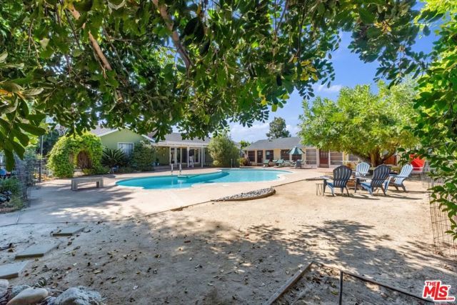 5320 Wortser Avenue, Sherman Oaks, CA 91401
