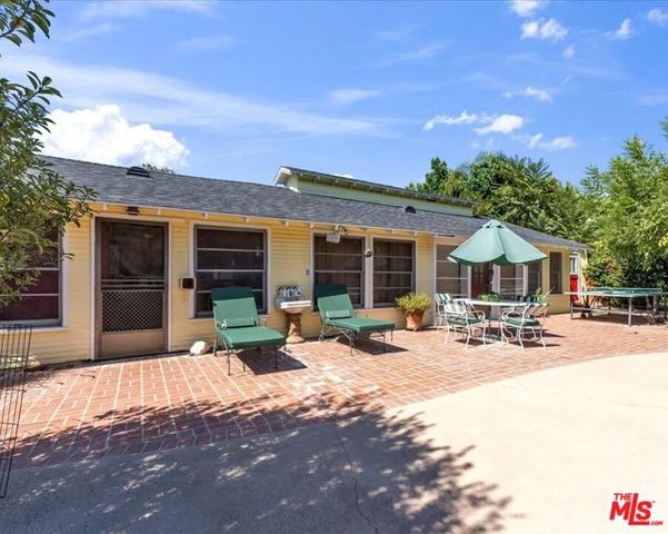 5320 Wortser Avenue, Sherman Oaks, CA 91401