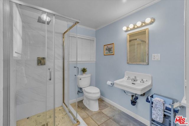 5320 Wortser Avenue, Sherman Oaks, CA 91401
