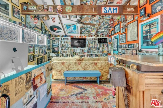 5320 Wortser Avenue, Sherman Oaks, CA 91401