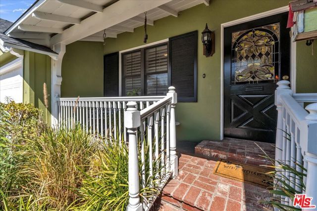5320 Wortser Avenue, Sherman Oaks, CA 91401