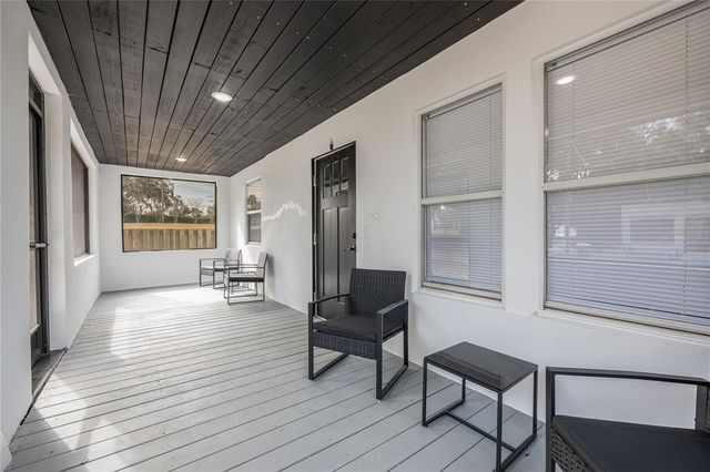 215 N SALEM STREET, Eustis, FL 32726