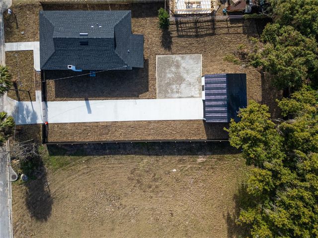 215 N SALEM STREET, Eustis, FL 32726