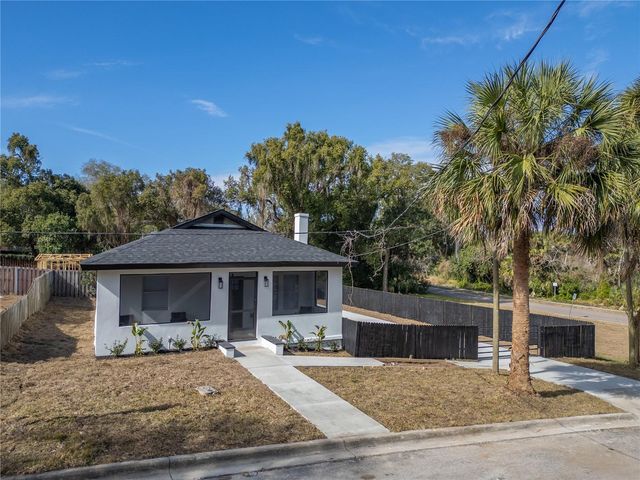 215 N SALEM STREET, Eustis, FL 32726