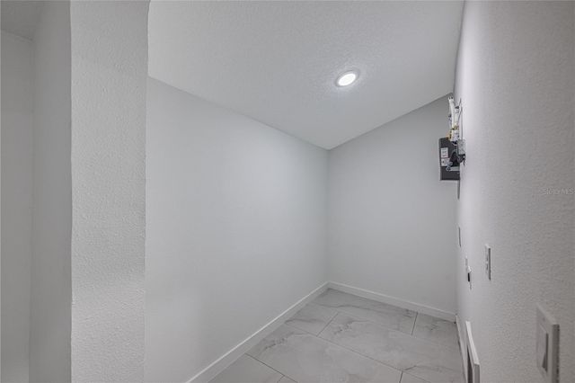 215 N SALEM STREET, Eustis, FL 32726