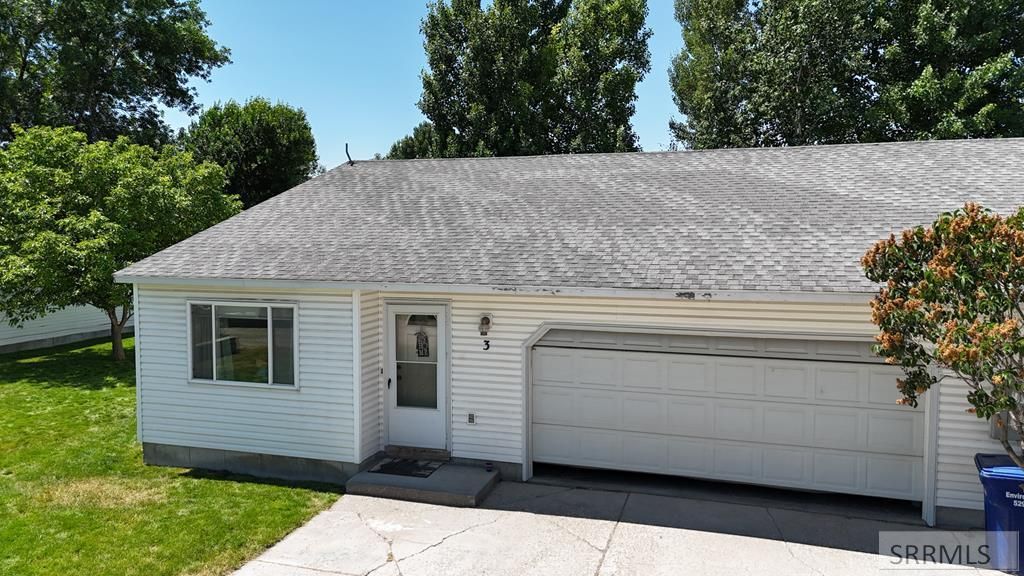 3523 E 665 N # 3, Menan, ID 83434