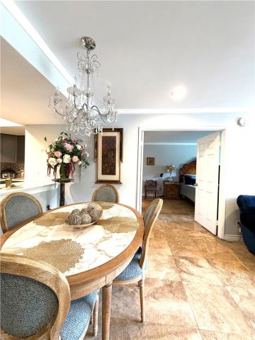 2700 Cahuenaga blvd east, Hollywood Hills, CA 90068