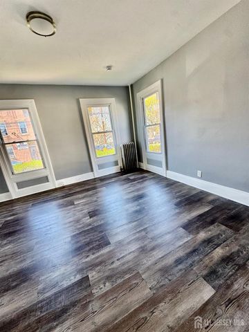 168 Throop Avenue, New Brunswick, NJ 08901