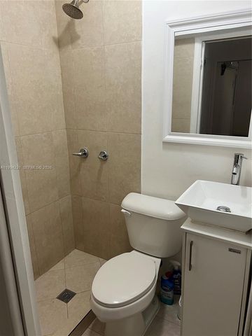 14880 SW 56th Ter 3, Miami, FL 33193