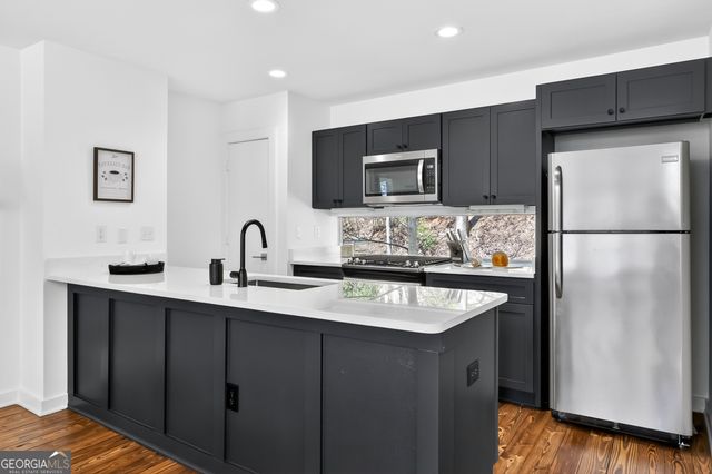 920 Memorial Drive SE 16, Atlanta, GA 30316