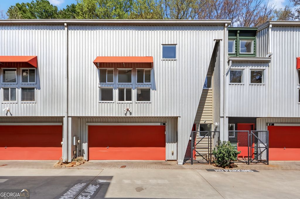 920 Memorial Drive SE 16, Atlanta, GA 30316