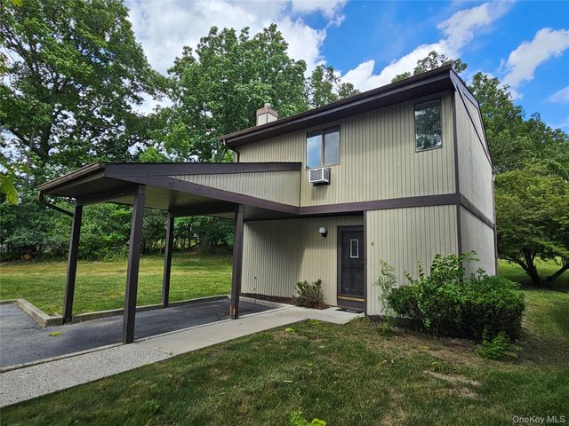 6 Eaton Court, Middletown, NY 10940