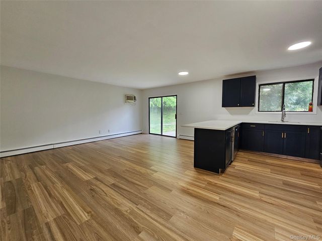 6 Eaton Court, Middletown, NY 10940