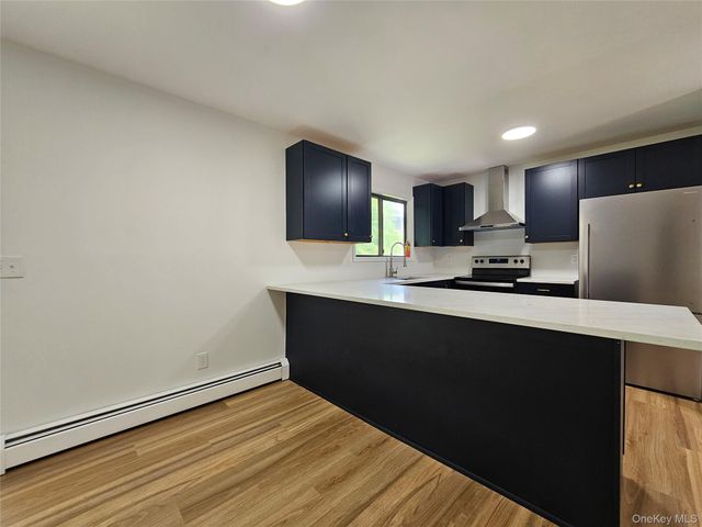 6 Eaton Court, Middletown, NY 10940