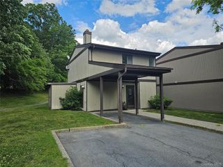 6 Eaton Court, Middletown, NY 10940