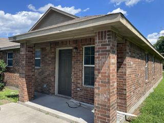 990 W Oak Street, Stephenville, TX 76401